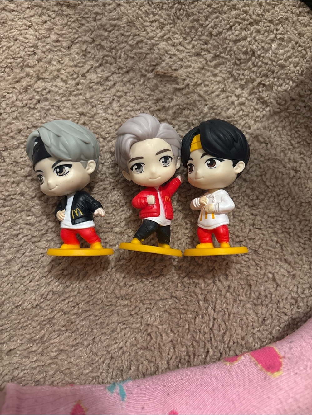 Set of 6 Red, Black & White Kids Character Figurines with Yellow Bases